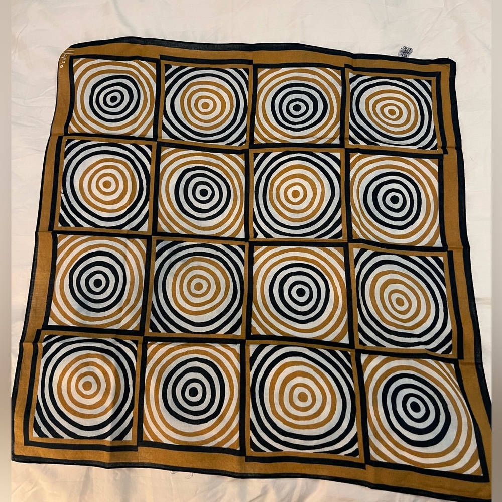 Vera Neumann Geometric Patterned Scarf
